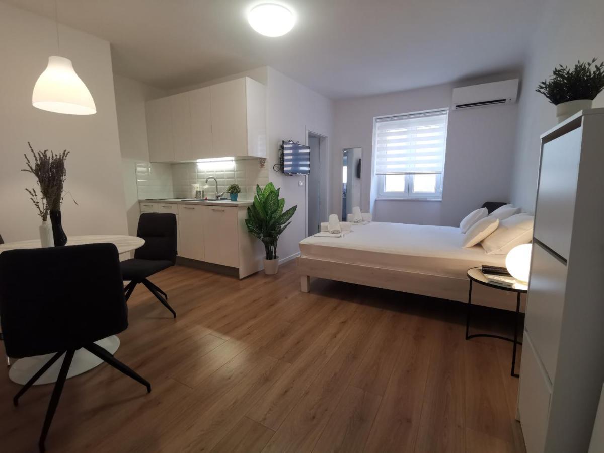 Marina Rijeka Center Apartments Exteriör bild