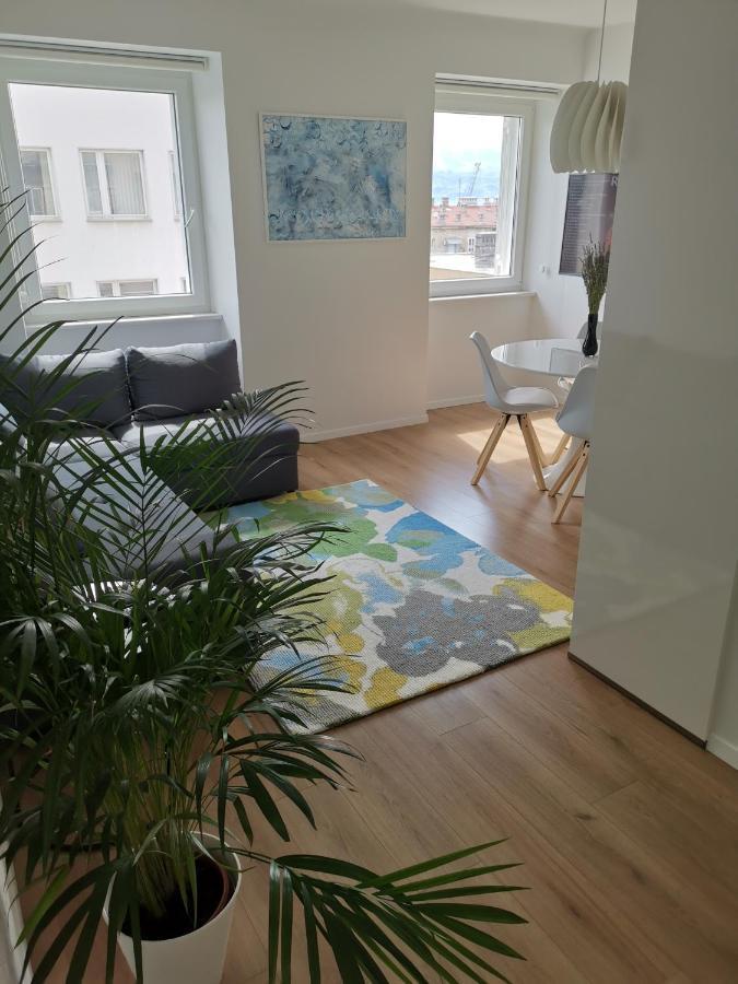 Marina Rijeka Center Apartments Exteriör bild